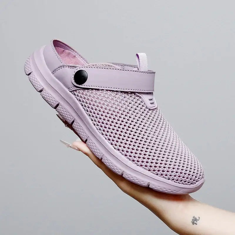 Round-toe Crocs