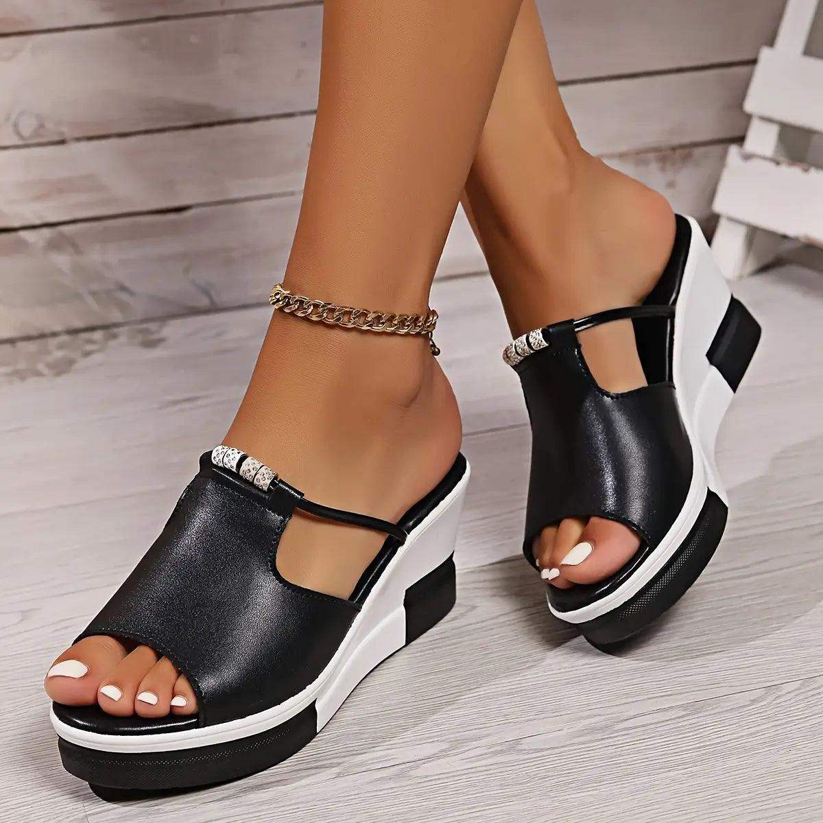 Comfortable women's sandals – style and freshness