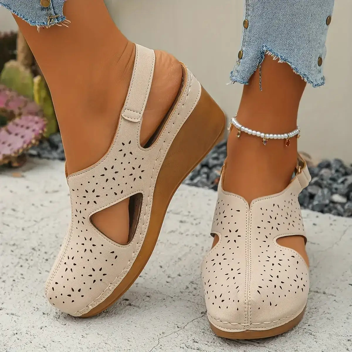 Wedge sandals