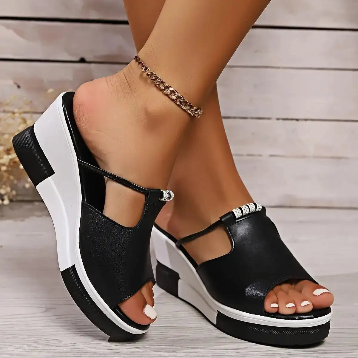 Comfortable women's sandals – style and freshness
