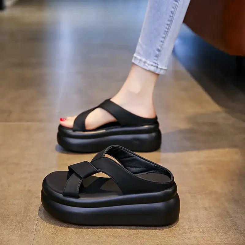 Height-increasing sandals