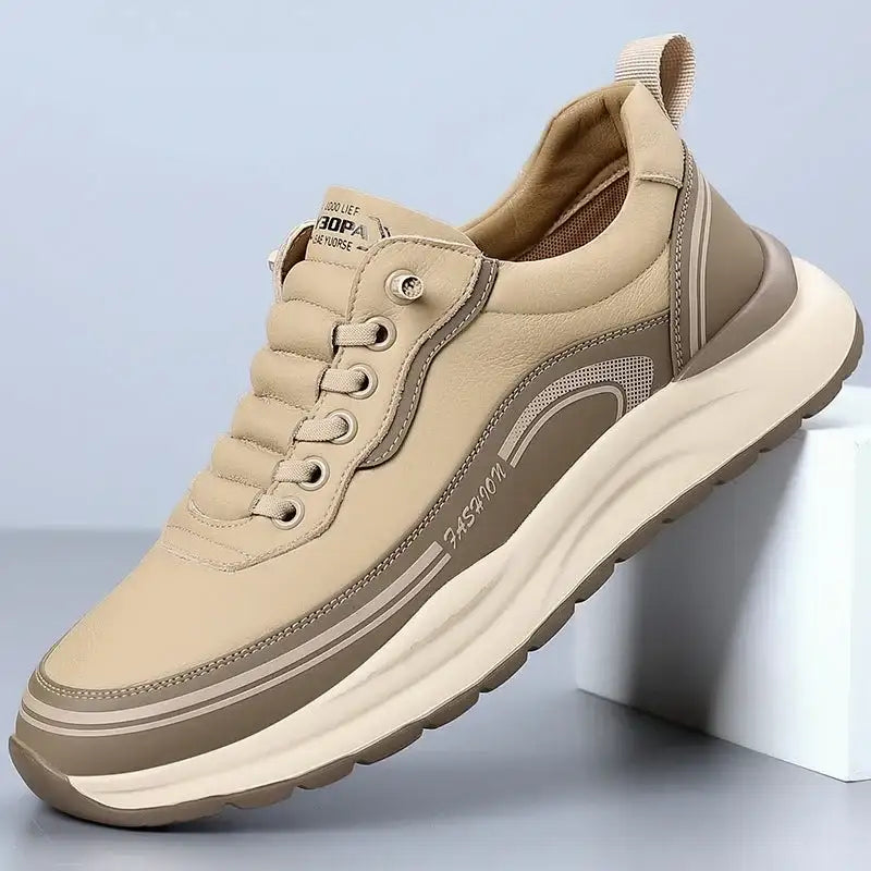 Soft-soled casual sneakers