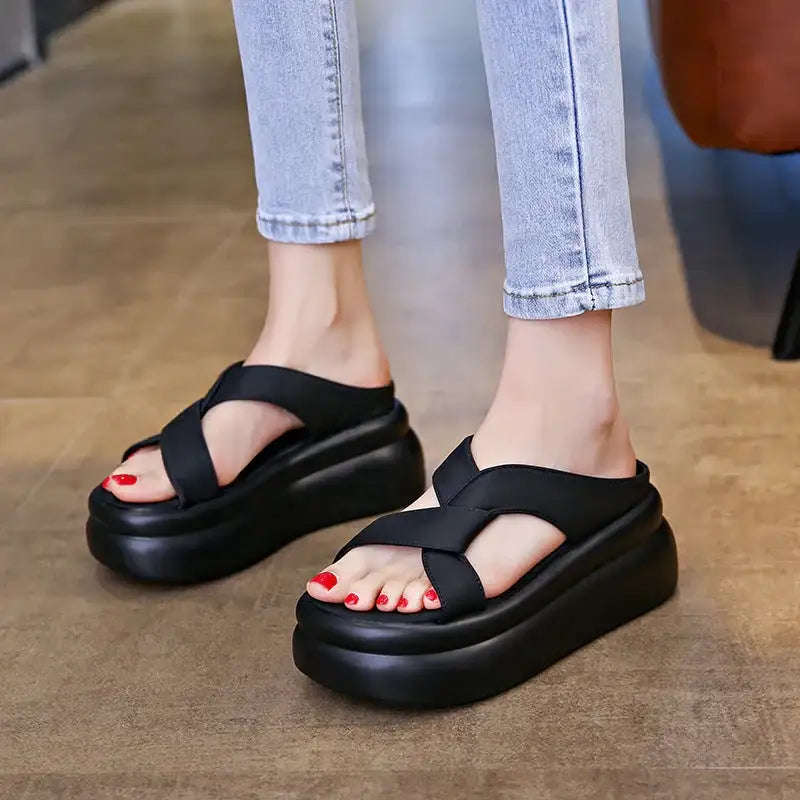 Height-increasing sandals