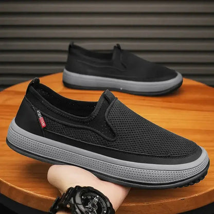 Tennis shoes