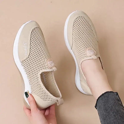 Lightweight sports tennis shoes