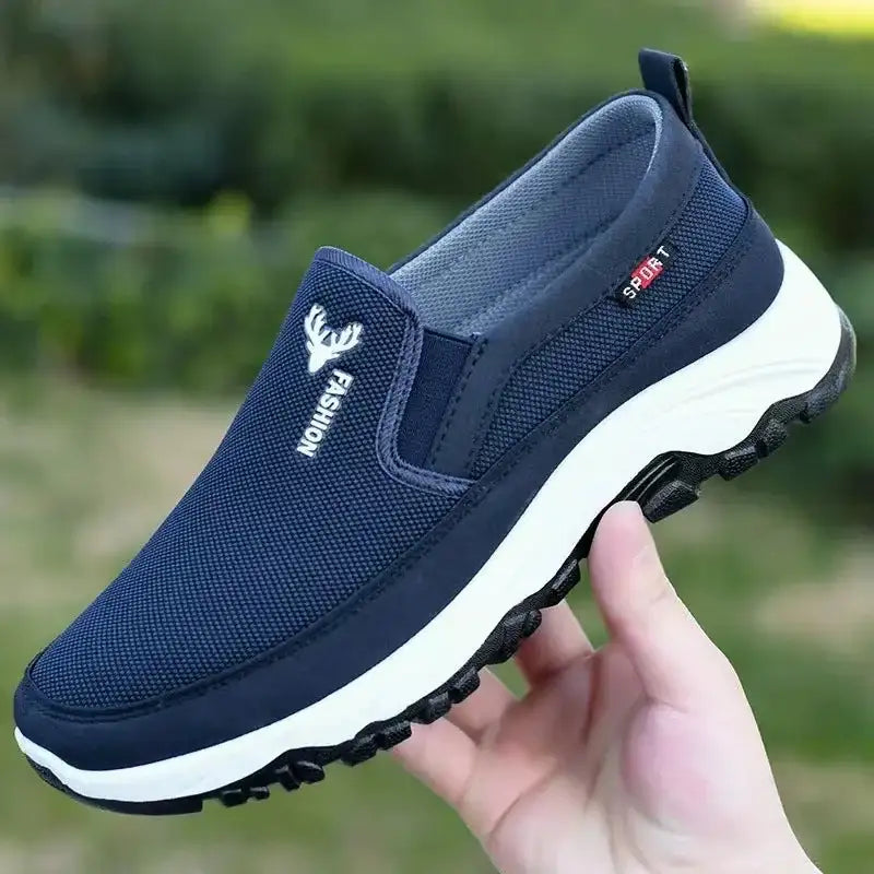 Casual canvas shoes
