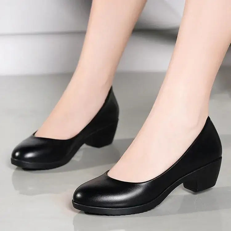 Zapatos de piel con tacón grueso para las cuatro estaciones