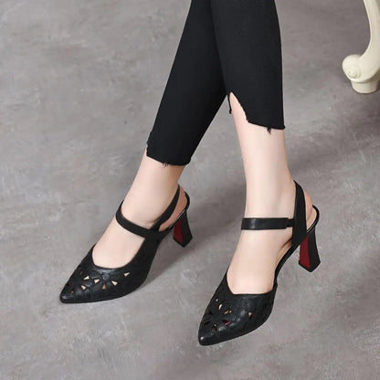 Tacones altos calados