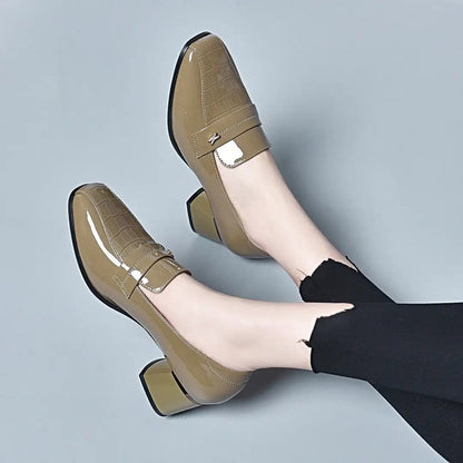Tacones altos de cuero