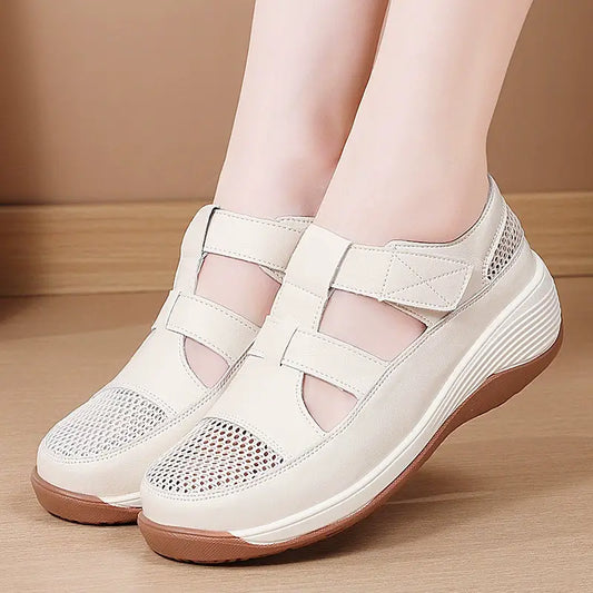 Sandalias con recorte