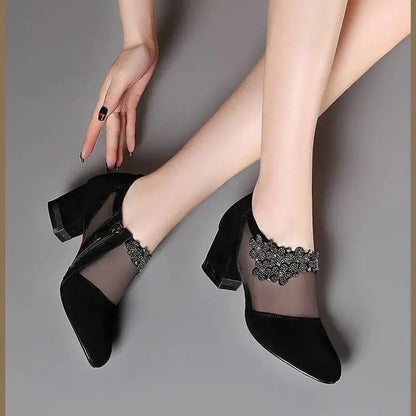 tacones altos de encaje