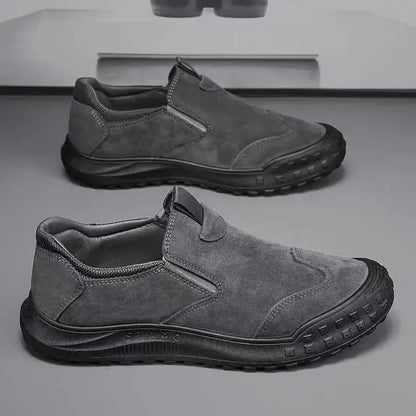 Casual mid-top shoes