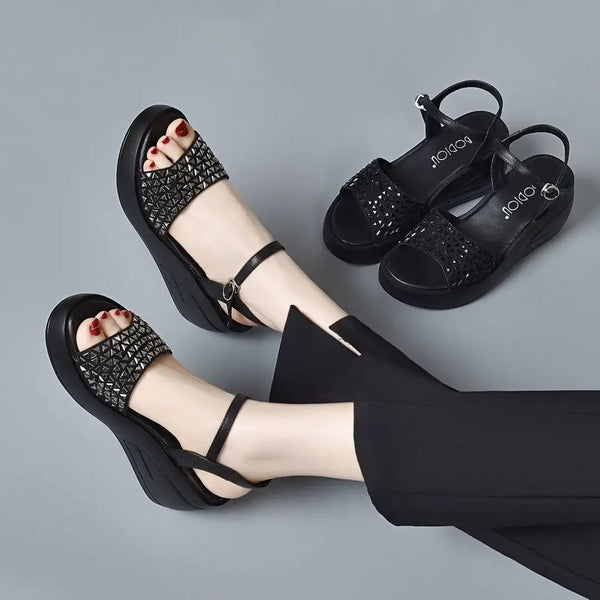 Sandalias cuña strass
