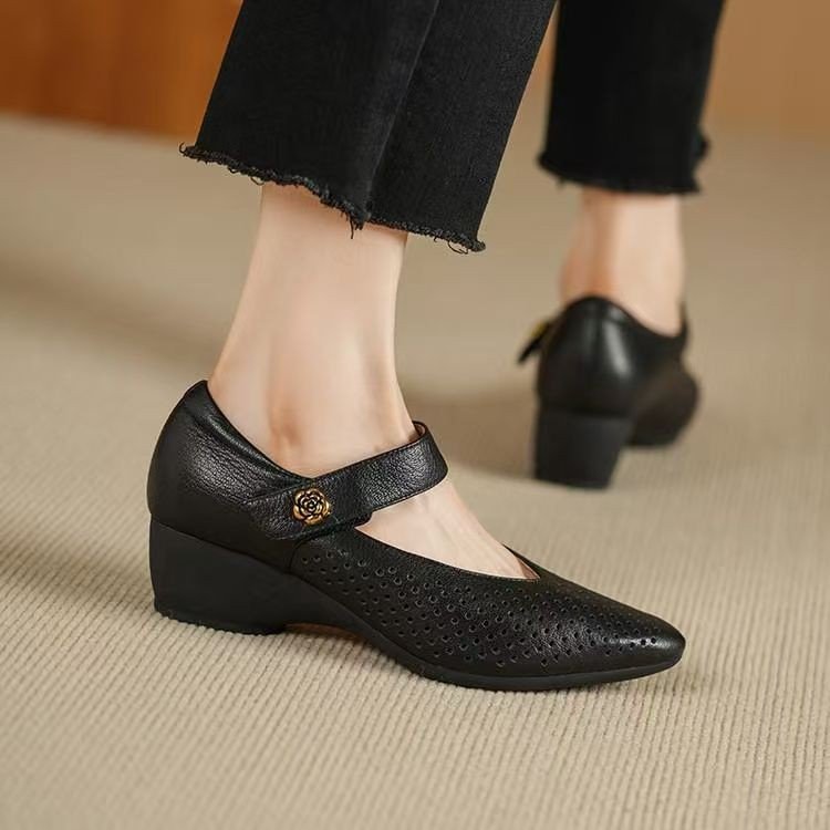 Zapatos de piel con tacón