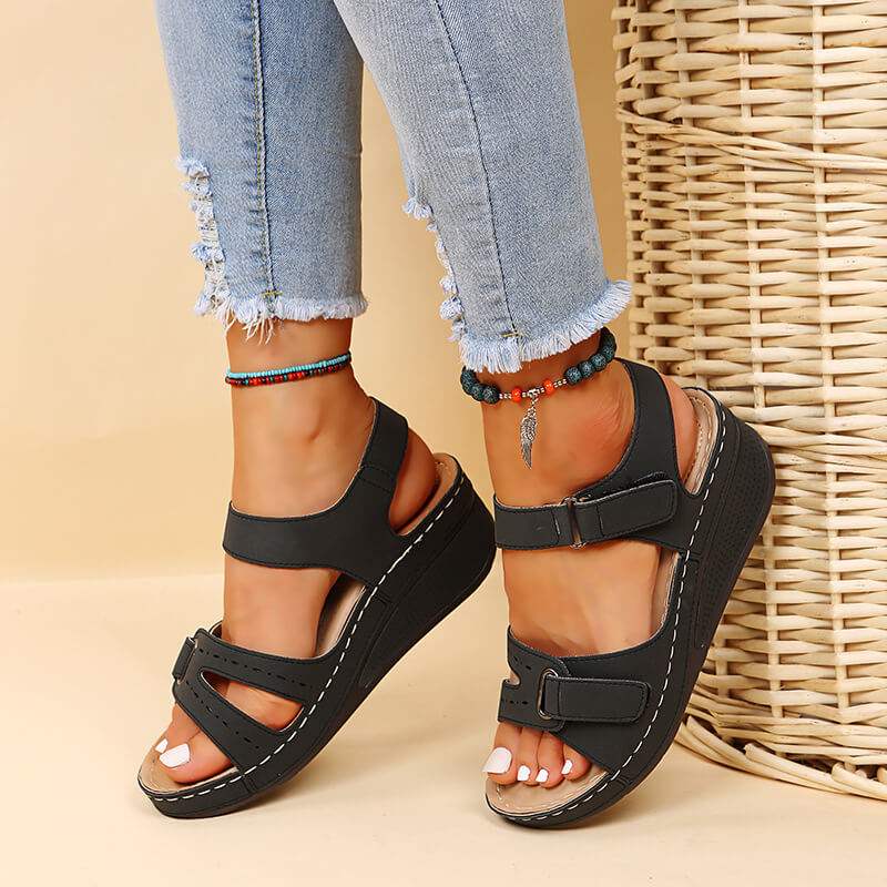 Sandalias casuales con punta abierta