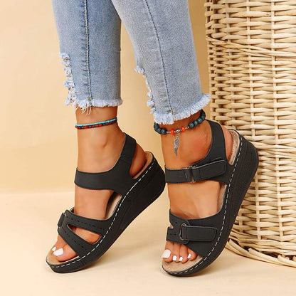 Sandalias casuales con punta abierta