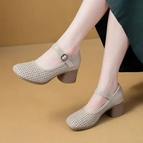 Crocs de tacón grueso de moda