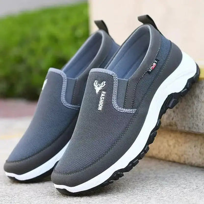 Casual canvas shoes