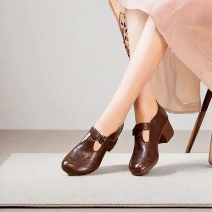 Round-toe soft-sole loafers