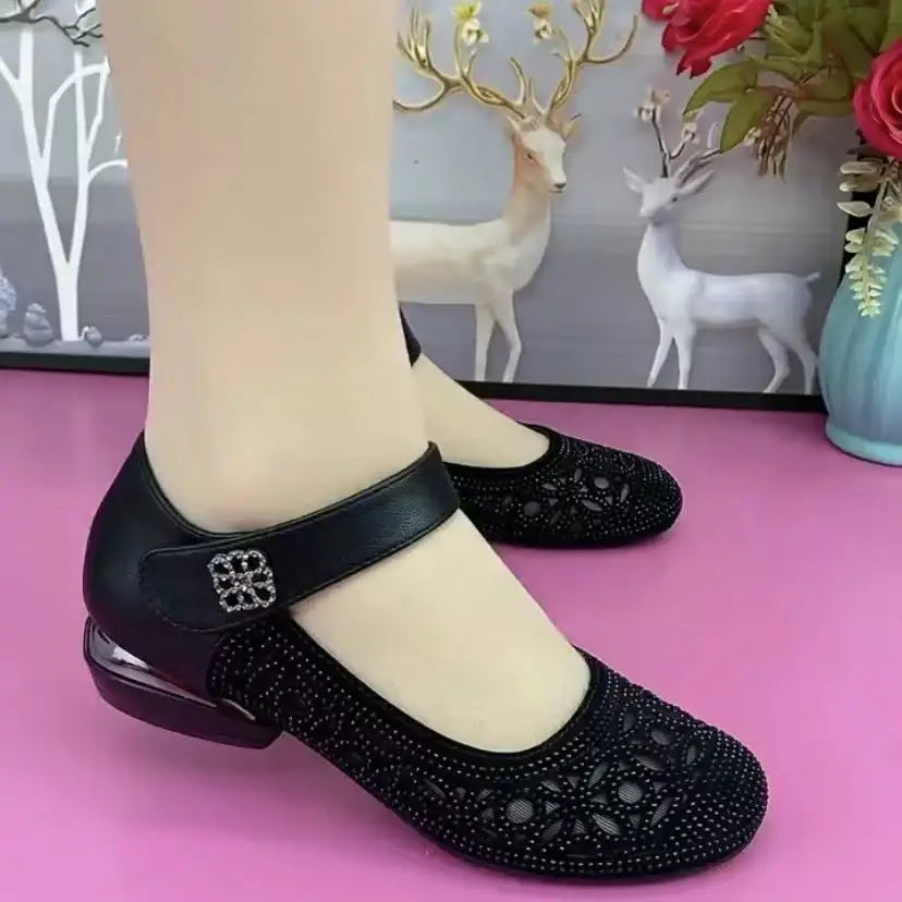 Women's hollow-out breathable shoes